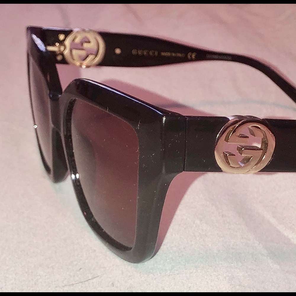 New Gucci Cat Eyes Black Frames Brown Nylon Lens - Model GG10235 (005) Open Box